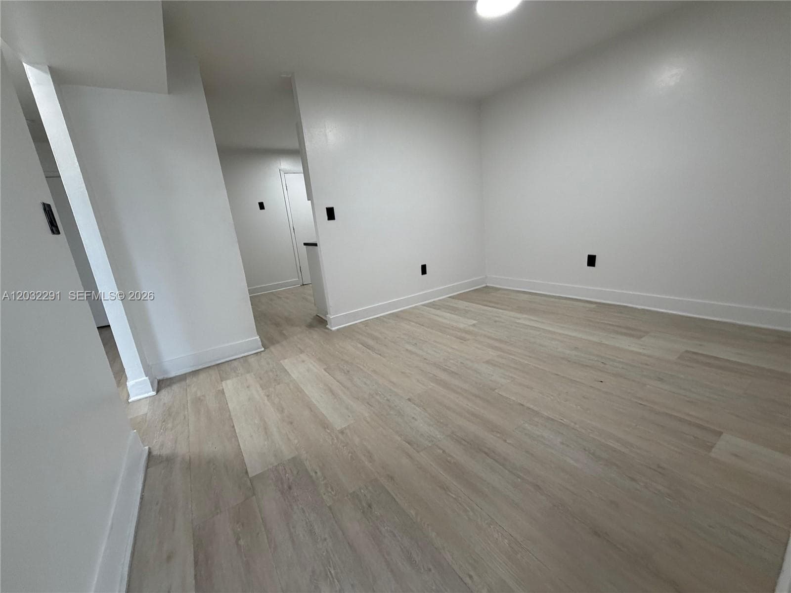 12215 W Dixie Hwy # 206, North Miami, FL 33161 — zdjęcie 3