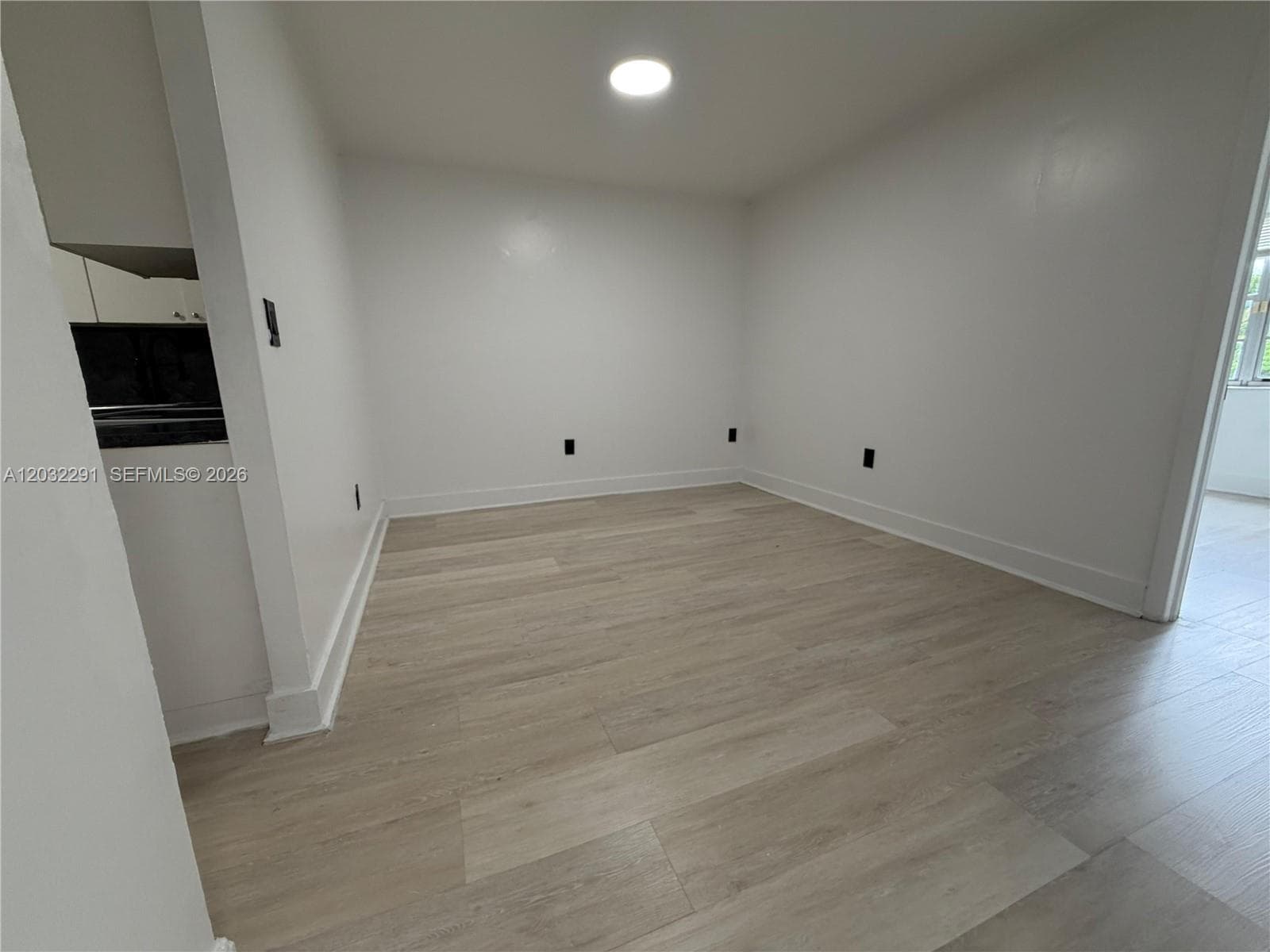 12215 W Dixie Hwy # 206, North Miami, FL 33161 — zdjęcie 4