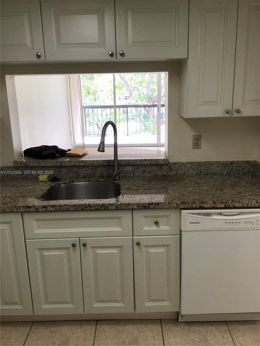 10975 SW 107th St # 302, Miami, FL 33176 — zdjęcie 4