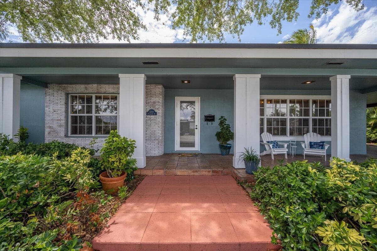 2201 N Lakeside Drive, FL 33460 — zdjęcie 2