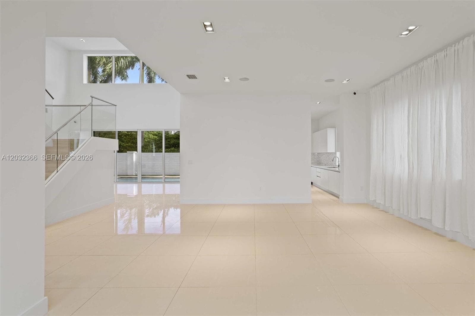 10296 NW 74th Terrace, Doral, FL 33178 — zdjęcie 4