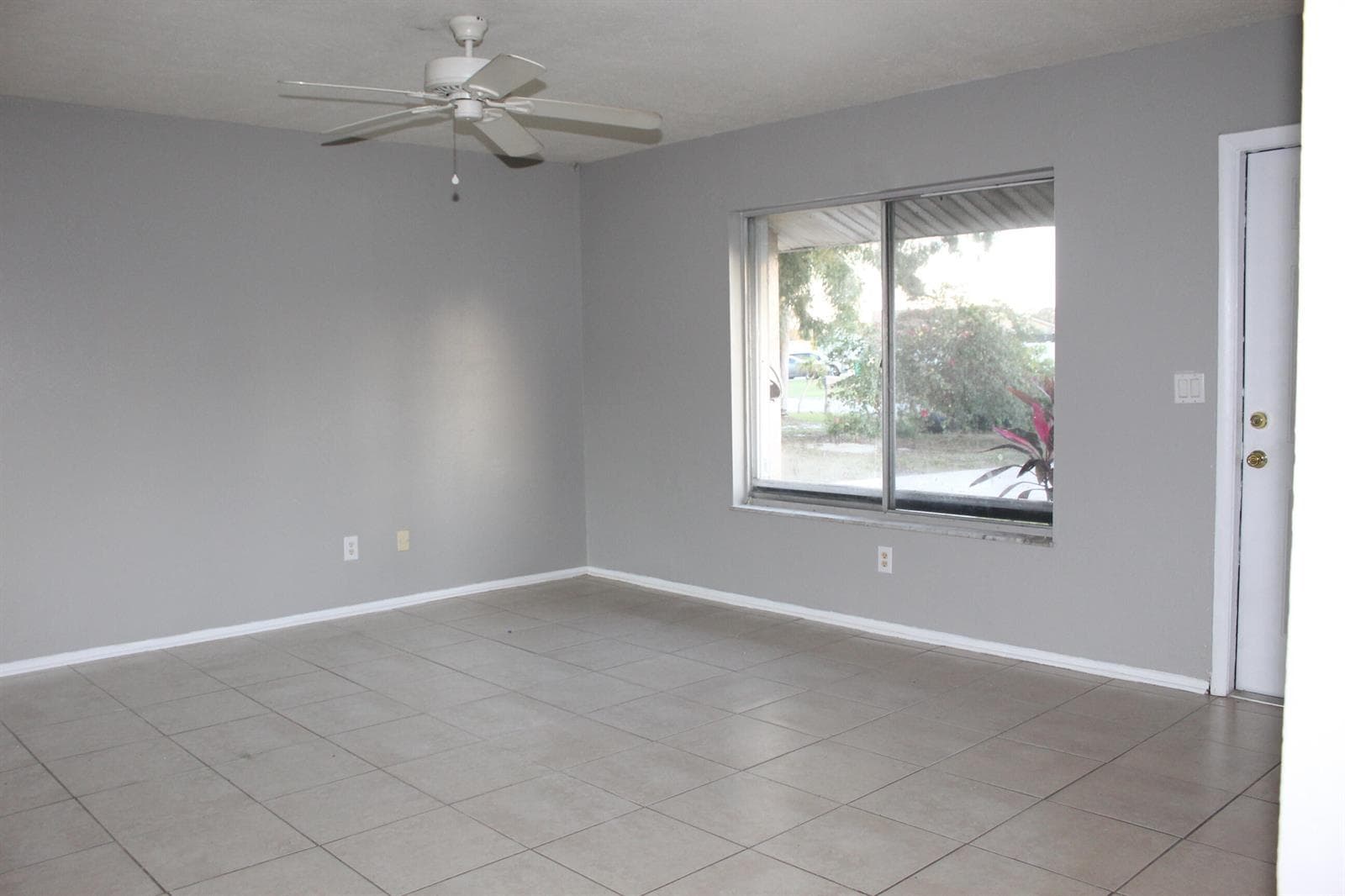 1618 SE Elkhart Terrace, Port St. Lucie, FL 34952 — zdjęcie 2