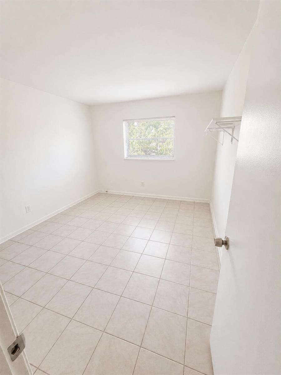 1401 NE 17th Court # 208, Fort Lauderdale, FL 33305 — zdjęcie 4