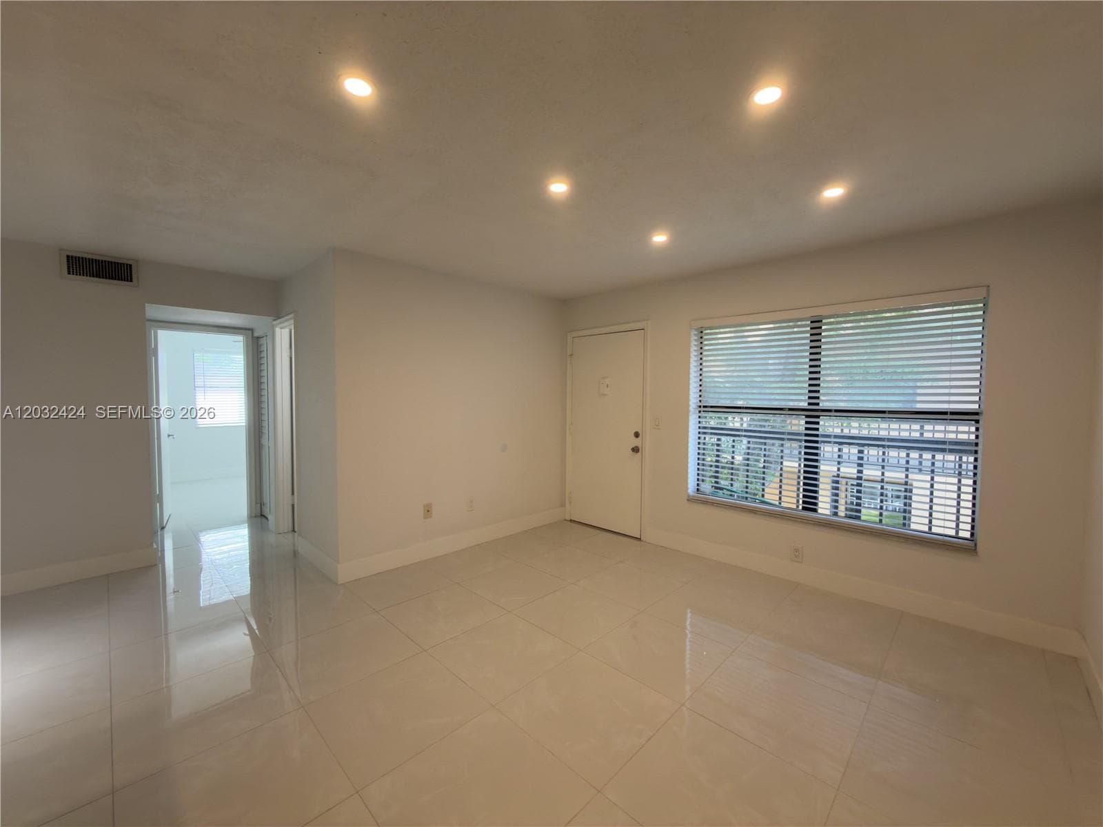 2500 W 67th Pl # 21-26, Hialeah, FL 33016 — zdjęcie 4