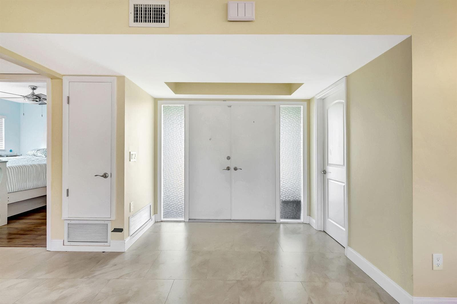 683 SE Harborview Drive, Port St. Lucie, FL 34983 — zdjęcie 4