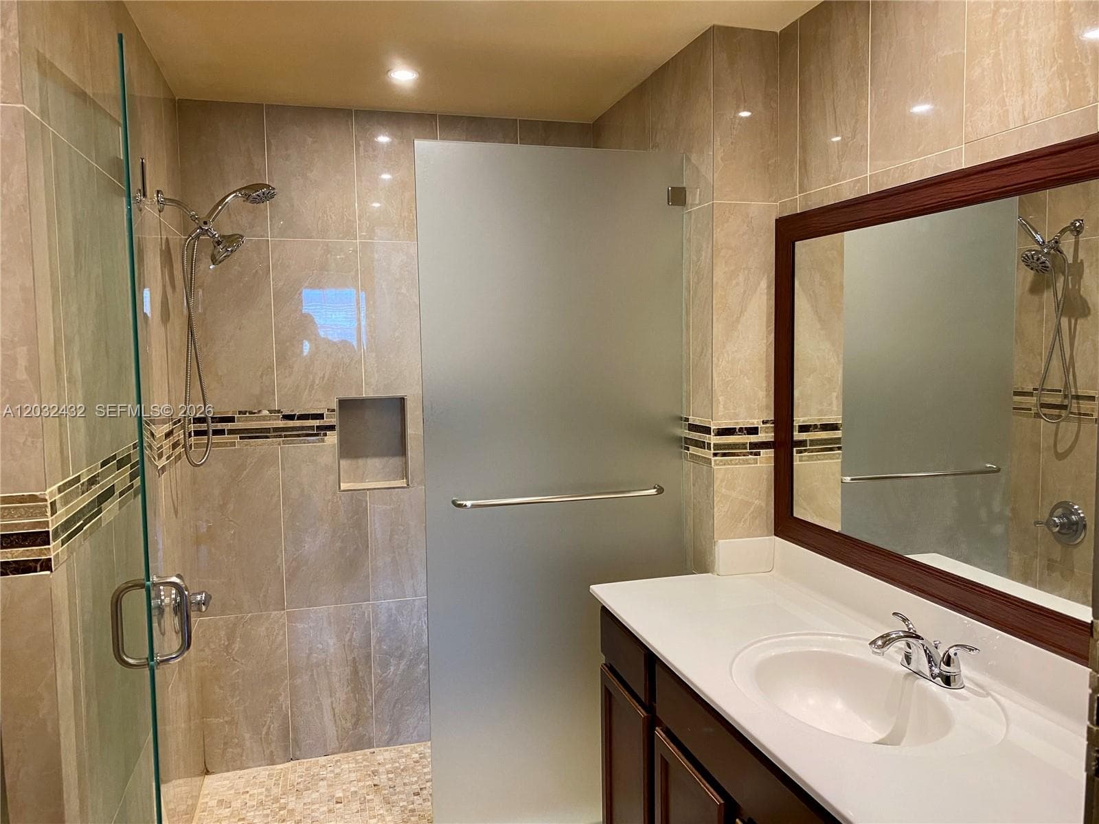 8800 NW 107th CT # 110, Doral, FL 33178 — zdjęcie 3