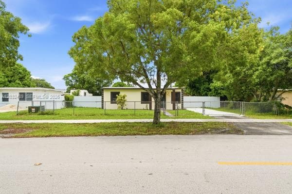 2520 NW 160th St, Miami Gardens, FL 33054 — zdjęcie 4