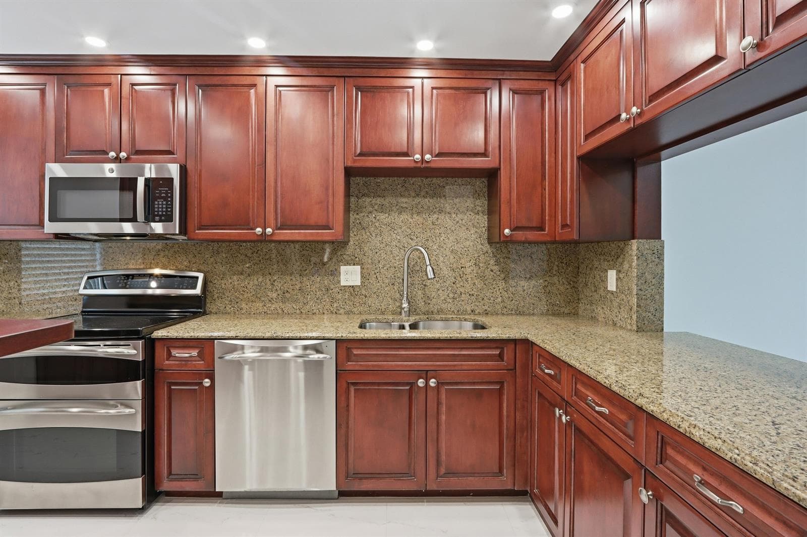 220 Lake Drive # 206, Palm Beach Shores, FL 33404 — zdjęcie 2