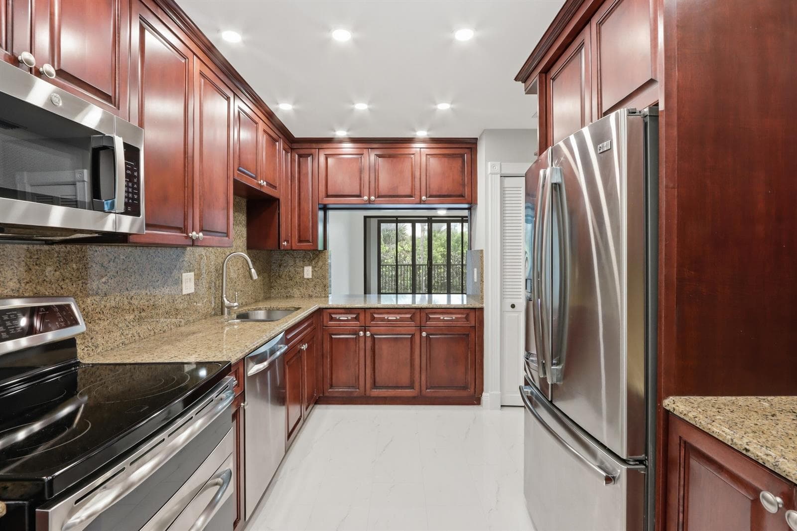 220 Lake Drive # 206, Palm Beach Shores, FL 33404 — zdjęcie 4