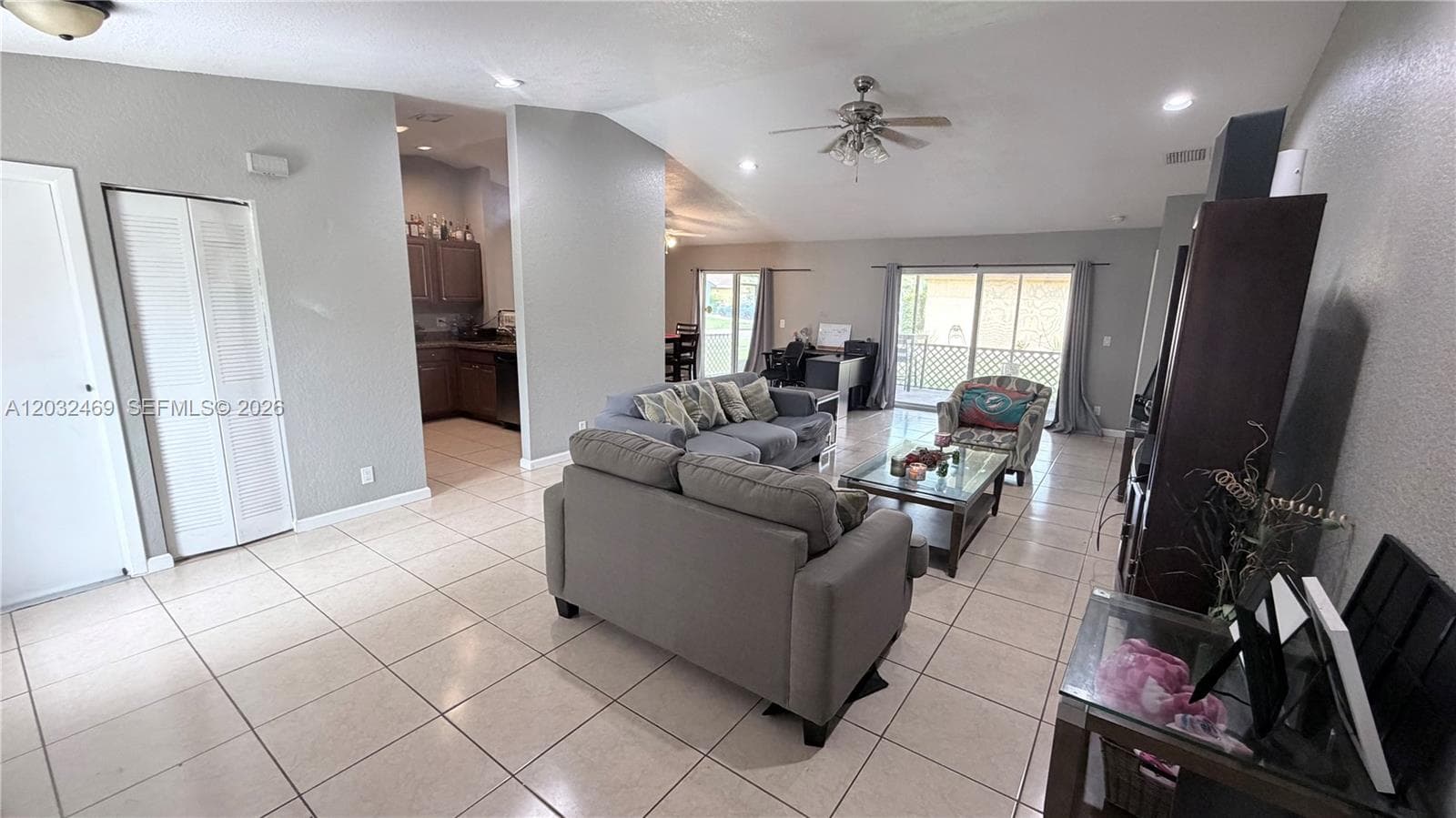 5356 NW 93rd Ter, Sunrise, FL 33351 — zdjęcie 5