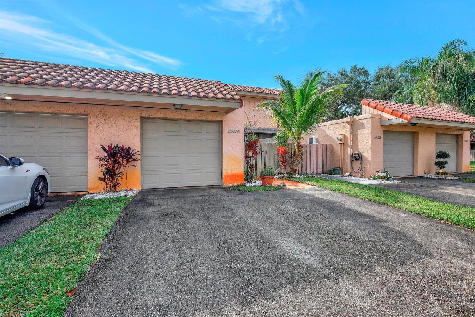 20606 NE 7th Court, Miami, FL 33179 — zdjęcie 2