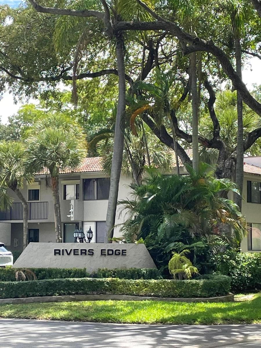 9537 SW 1st Court, Coral Springs, FL 33071 — zdjęcie 2