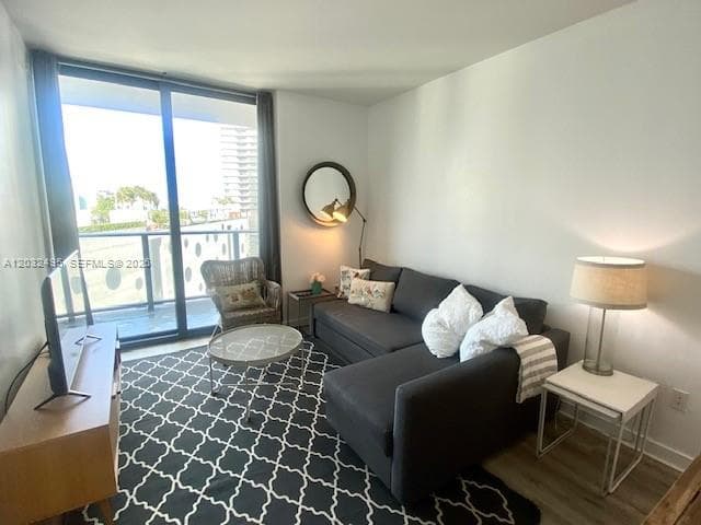 501 NE 31st St # 802, Miami, FL 33137 — zdjęcie 4