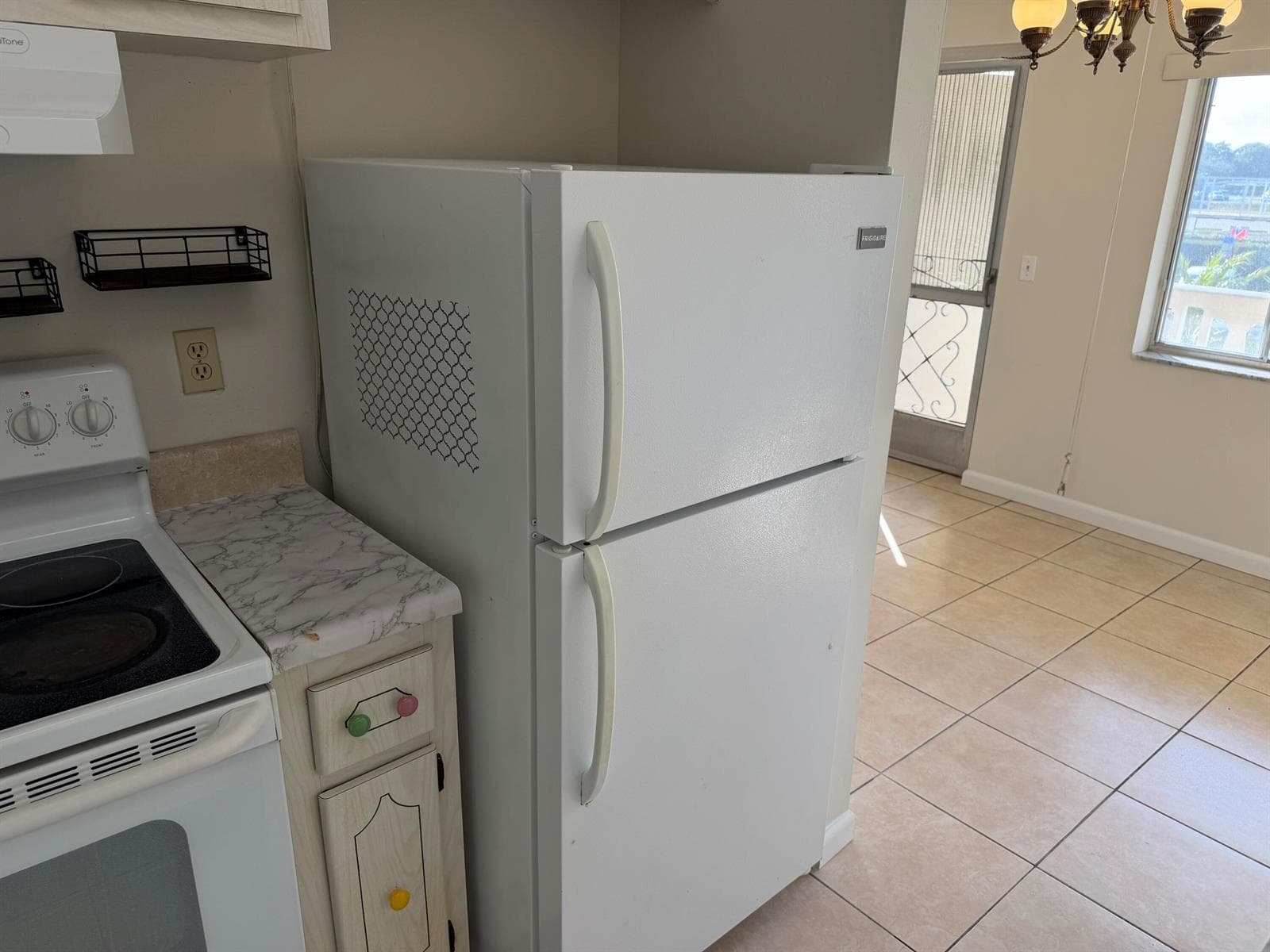 500 W Village Green Circle W # 212, Palm Springs, FL 33461 — zdjęcie 4