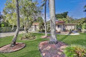 2199 NE 182nd St # 1 and 2, North Miami Beach, FL 33162 — zdjęcie 3
