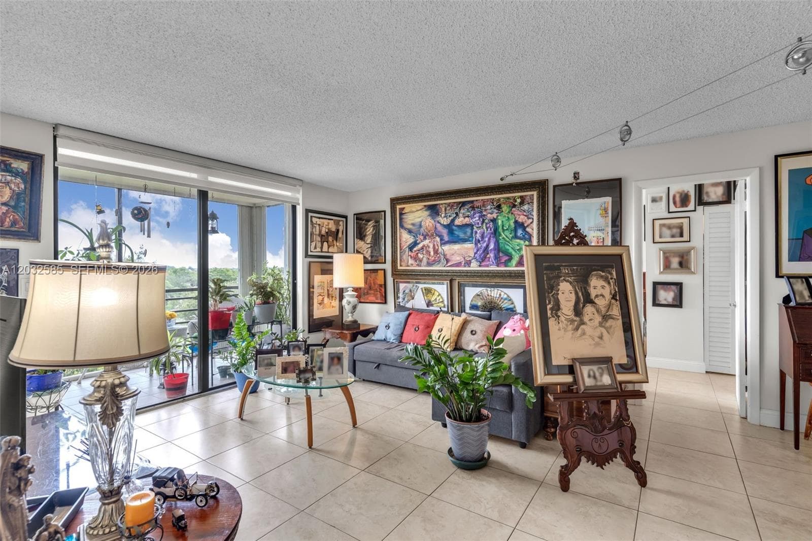 1400 Saint Charles Pl # 623, Pembroke Pines, FL 33026 — zdjęcie 2