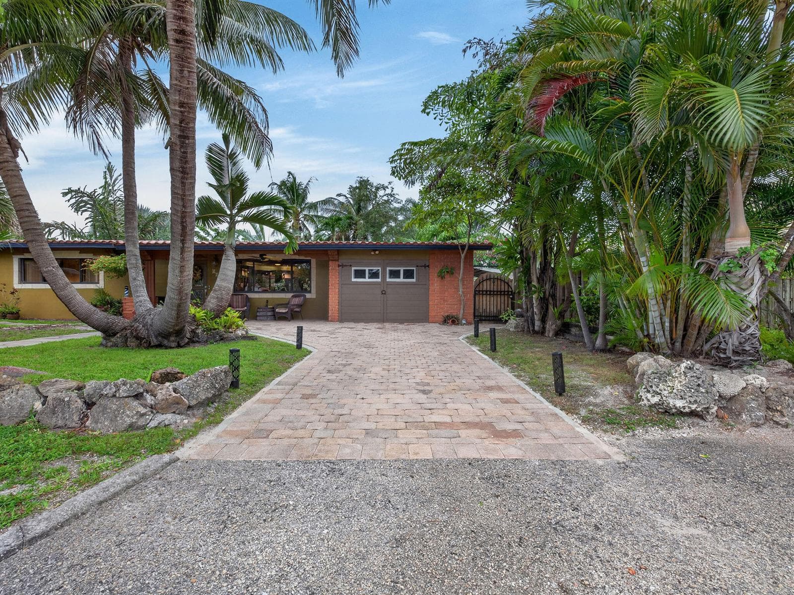 949 NE 25th Avenue, Pompano Beach, FL 33062 — zdjęcie 3