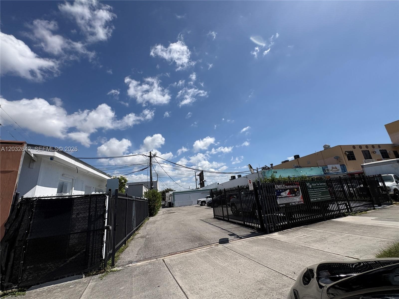 1772 W Flagler St, Miami, FL 33135 — zdjęcie 4