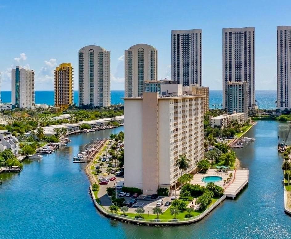 400 Kings Point Dr # 309, Sunny Isles Beach, FL 33160 — zdjęcie 3
