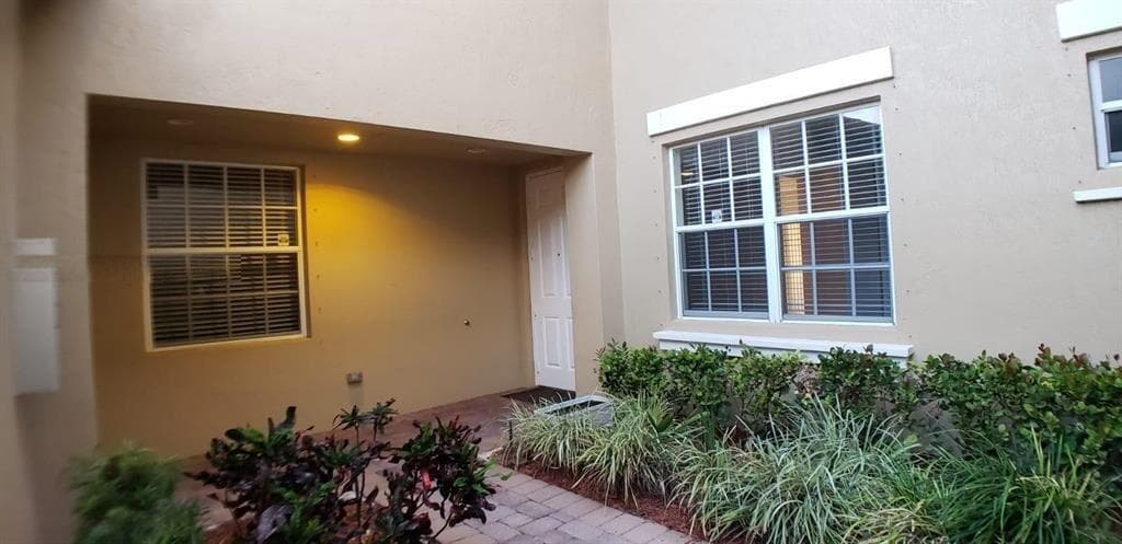 8207 NW 128th Lane # 18-b, Parkland, FL 33076 — zdjęcie 2
