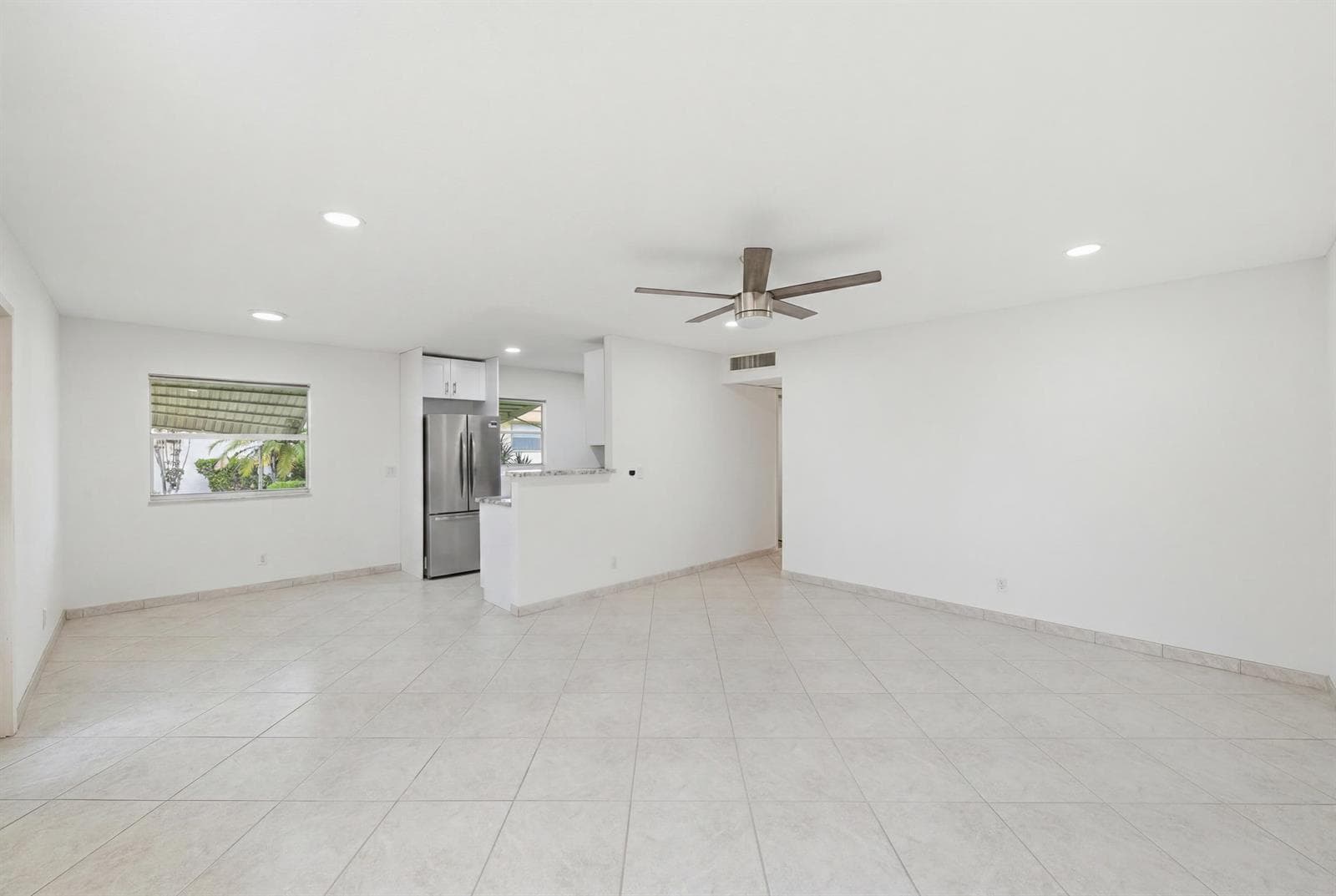 28 Seville B, Delray Beach, FL 33446 — zdjęcie 2