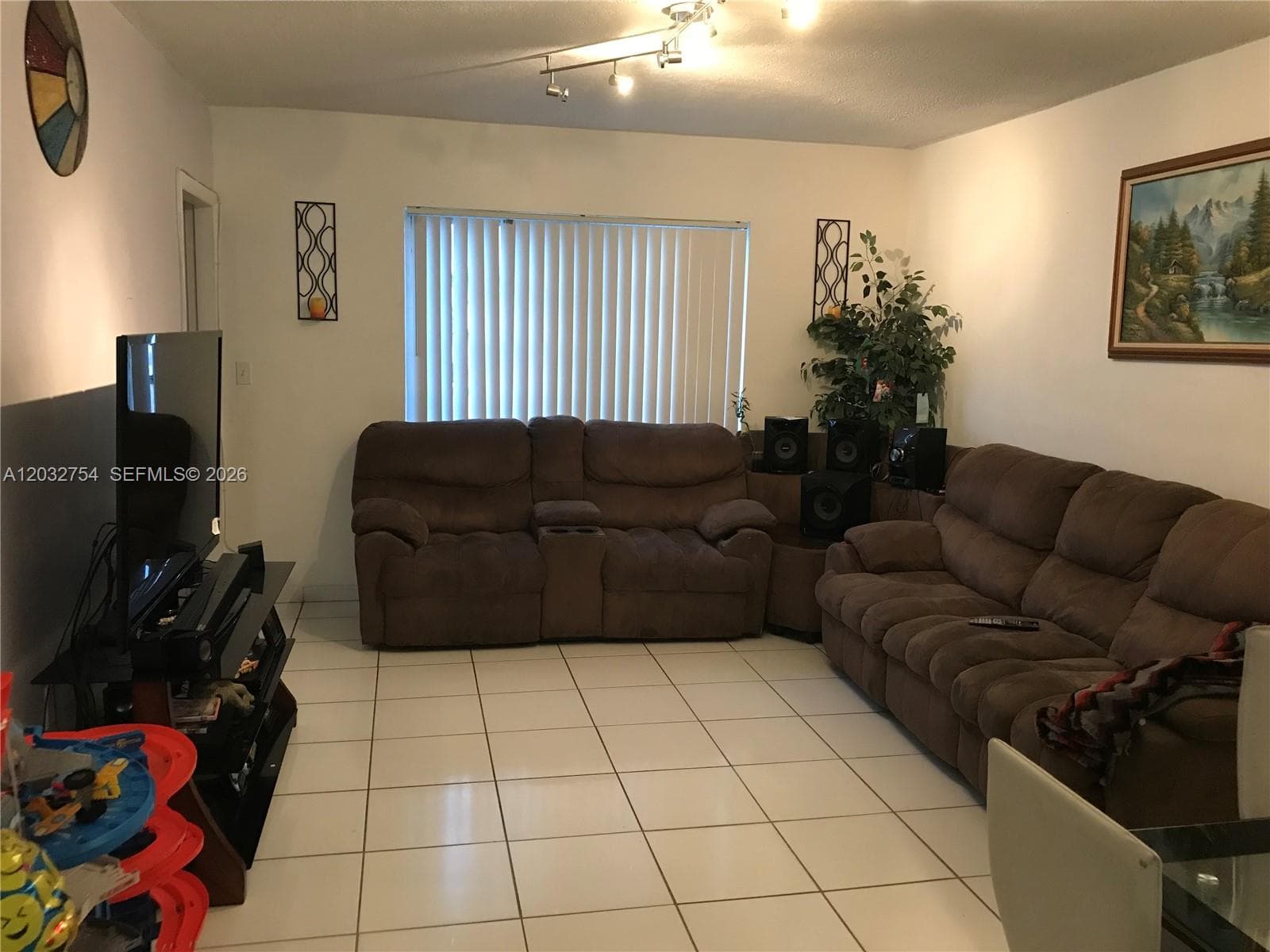 160 Royal Palm Rd # 215, Hialeah Gardens, FL 33016 — zdjęcie 4