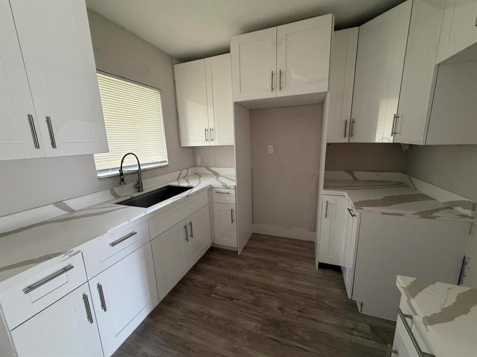 1437 NW 10th Place, Fort Lauderdale, FL 33311 — zdjęcie 3