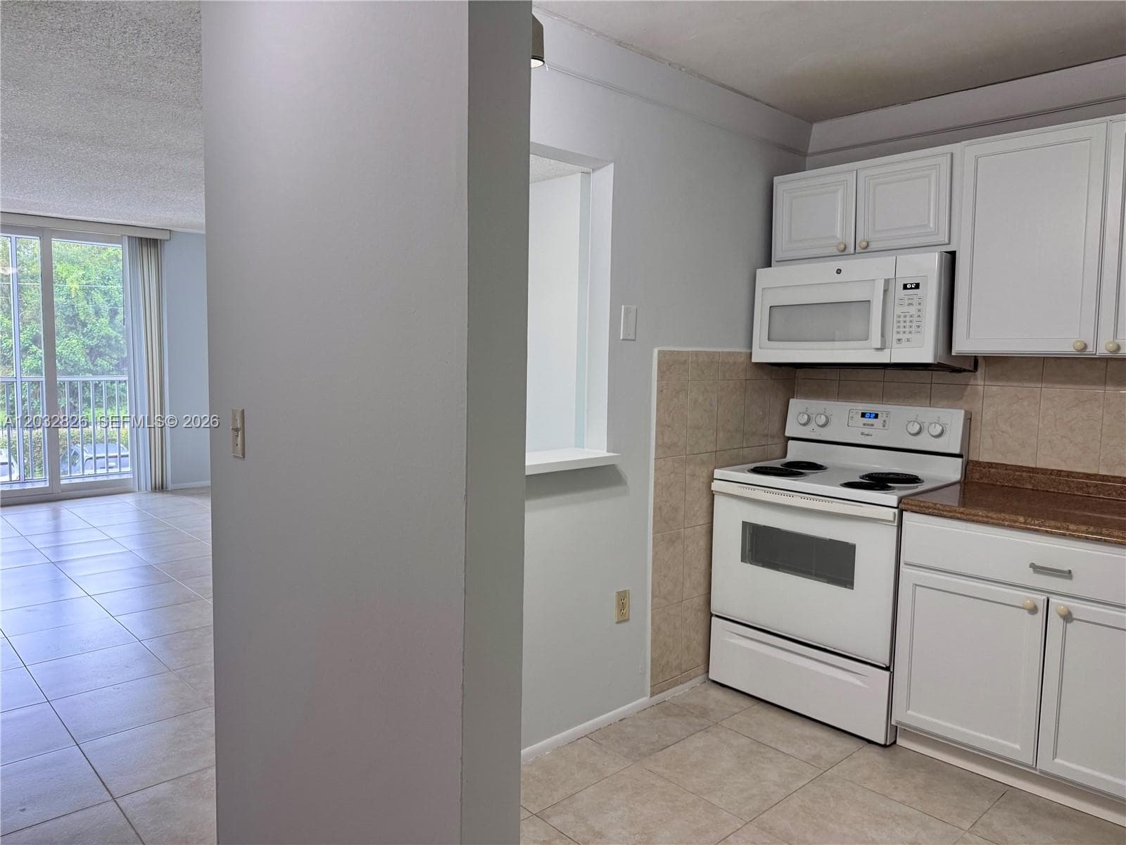 16950 W Dixie Hwy A232 Hwy # 232, North Miami Beach, FL 33160 — zdjęcie 4
