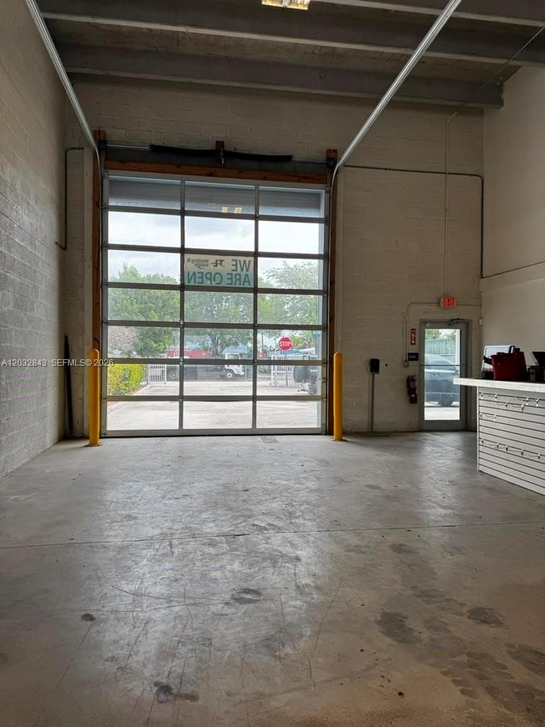 10810 NW 22nd St, Sweetwater, FL 33172 — zdjęcie 3