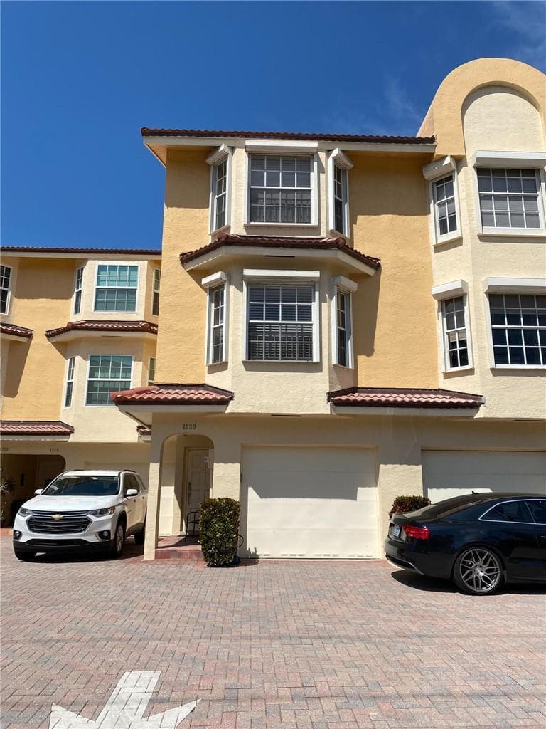 4230 N Ocean Drive, Hollywood, FL 33019 — zdjęcie 3