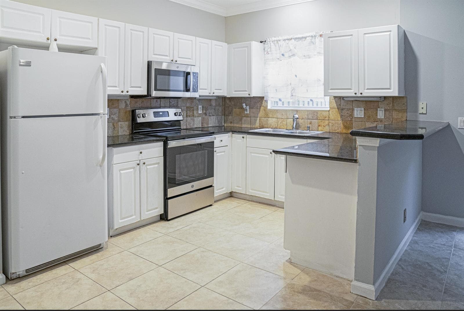 130 Baldwin Boulevard, FL 33463 — zdjęcie 5