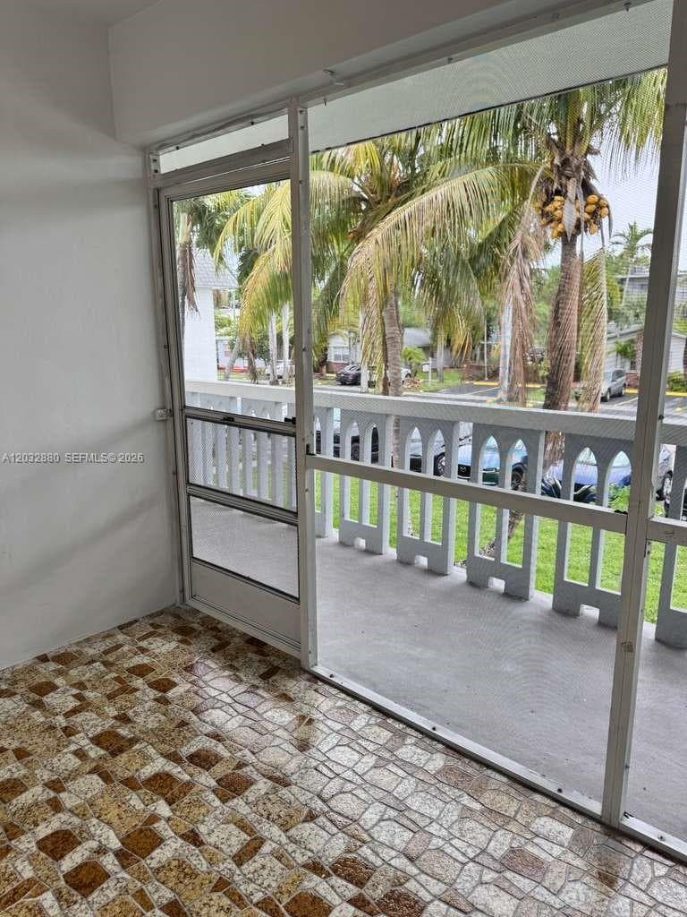 705 NE 2nd St # 11, Hallandale Beach, FL 33009 — zdjęcie 4