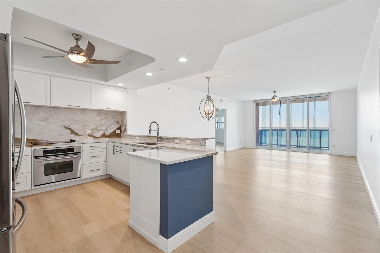 2650 Lake Shore Drive # 1202, Riviera Beach, FL 33404 — zdjęcie 2