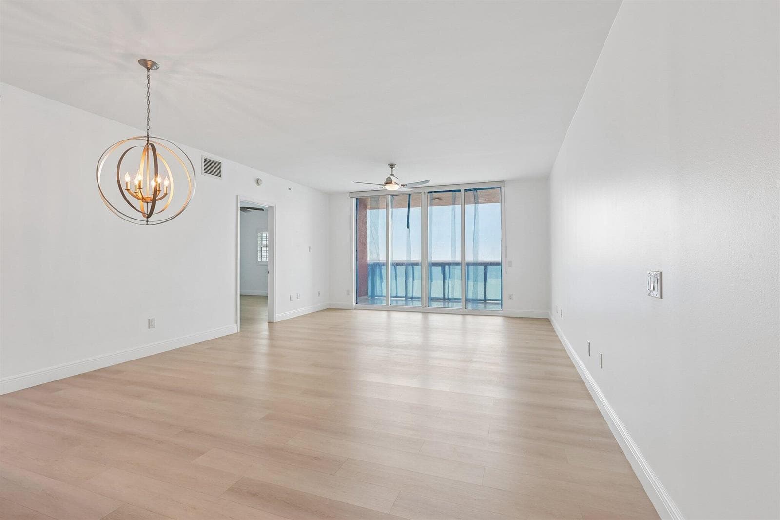 2650 Lake Shore Drive # 1202, Riviera Beach, FL 33404 — zdjęcie 3