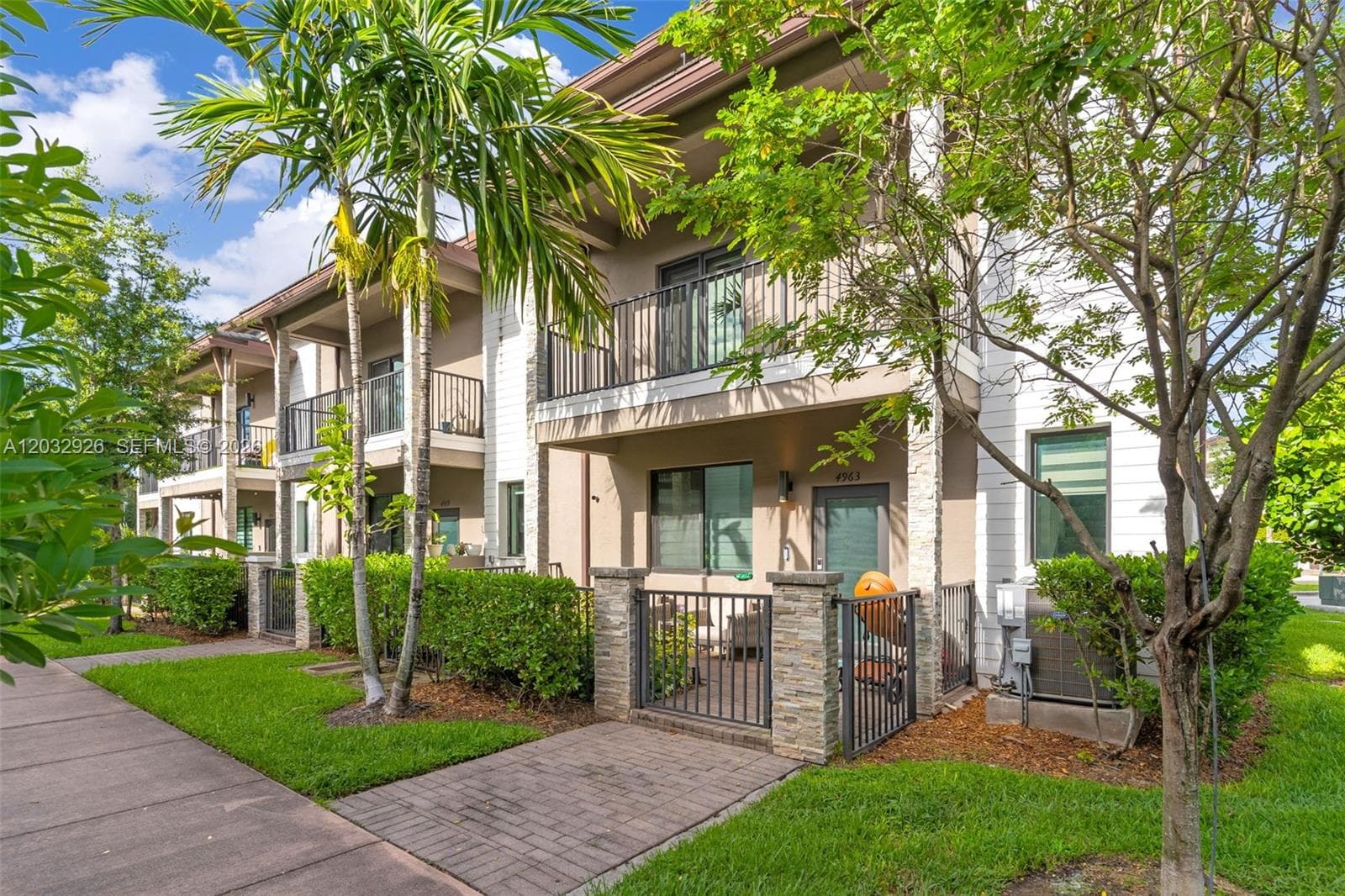 4963 NW 83rd Path # 4963, Doral, FL 33166 — zdjęcie 2