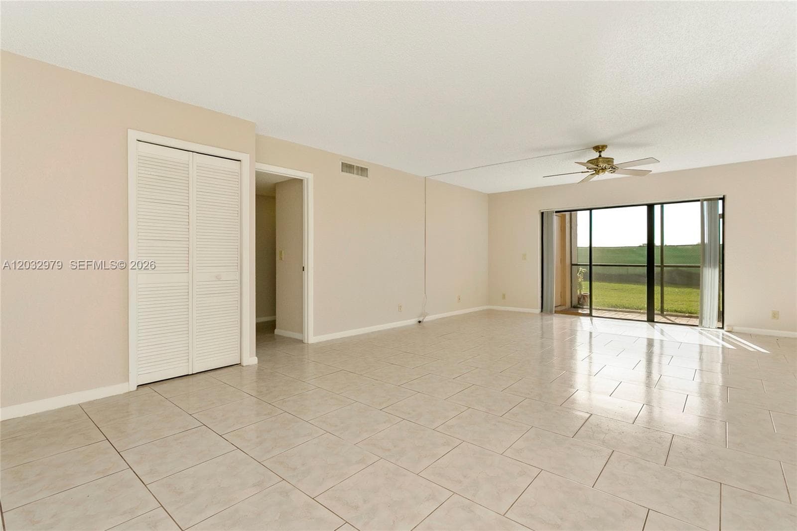 300 Racquet Club Rd # 104, Weston, FL 33326 — zdjęcie 3