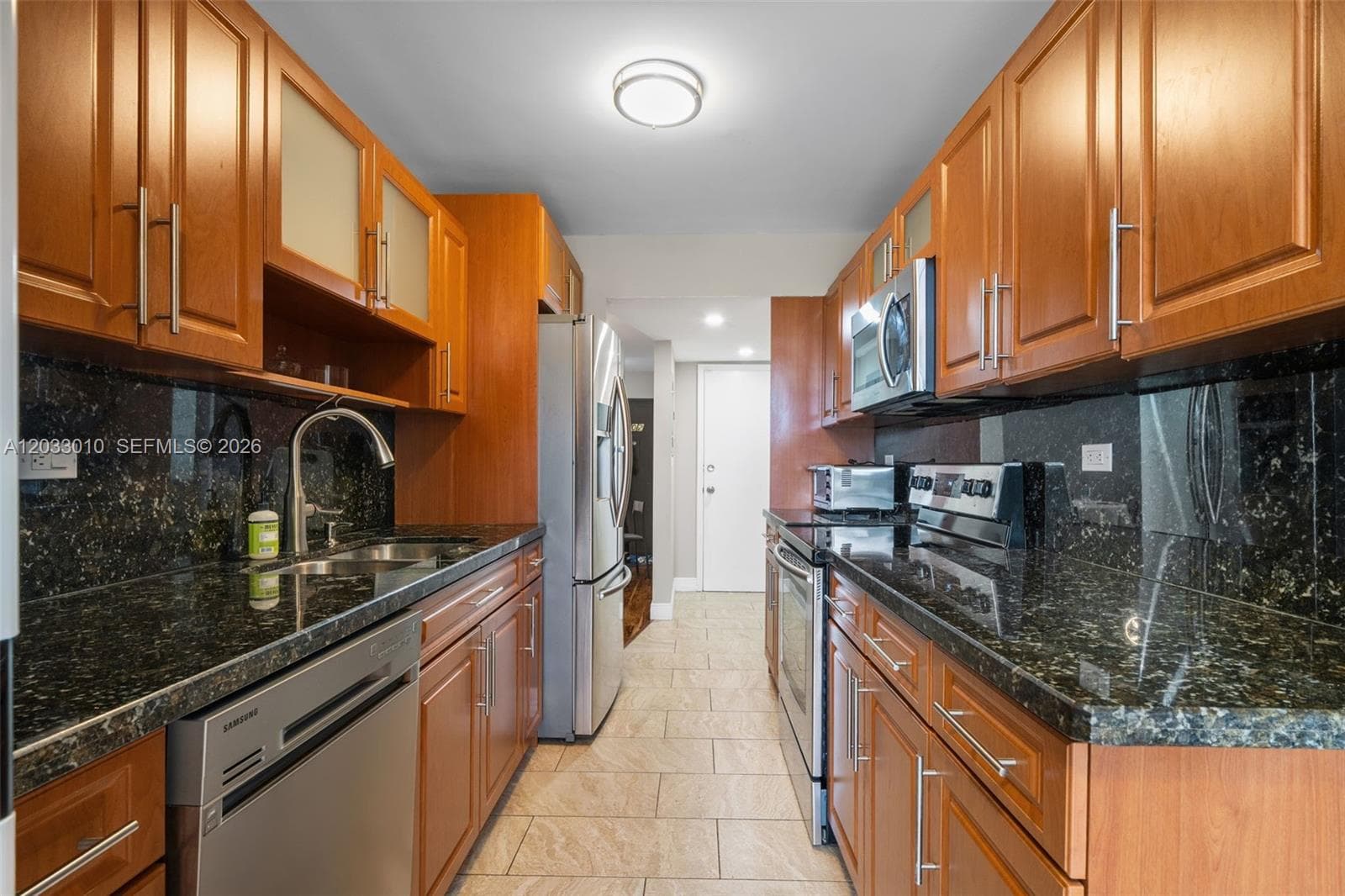 1690 NE 191st St # 302-1, Miami, FL 33179 — zdjęcie 4