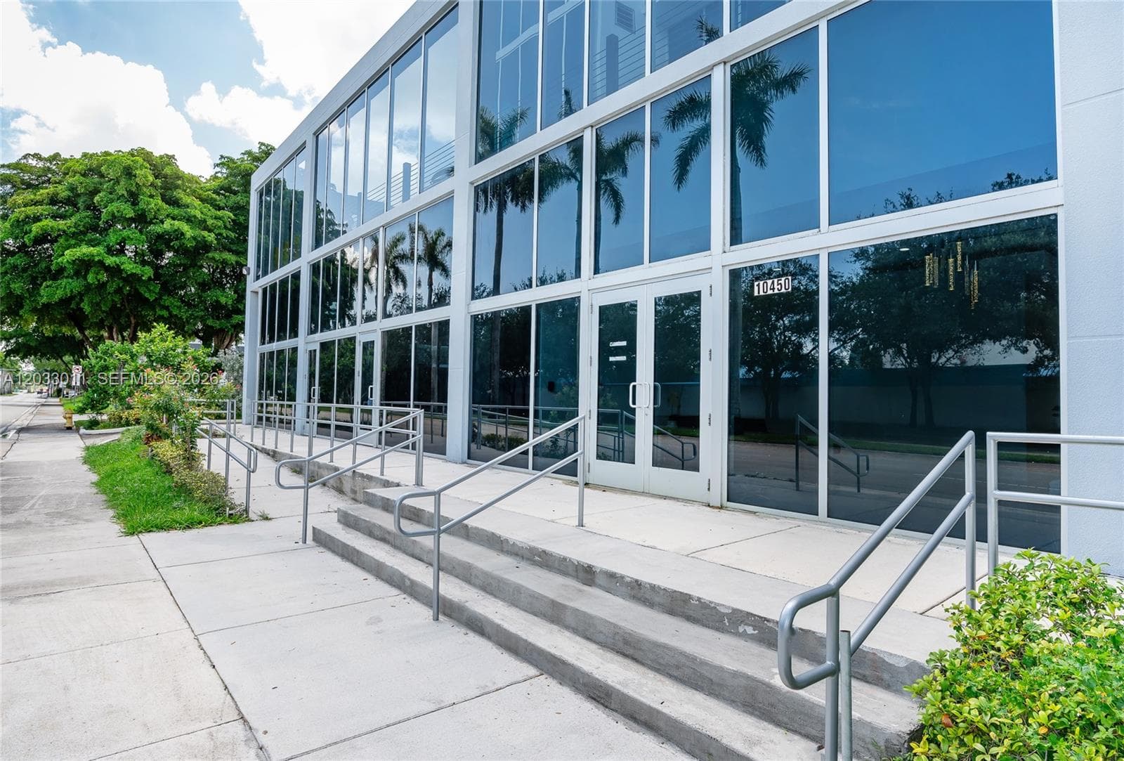 10450 NW 33rd St # 301, Doral, FL 33172 — zdjęcie 2