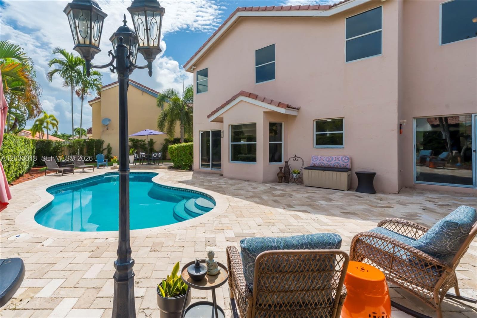 18172 SW 3rd St, Pembroke Pines, FL 33029 — zdjęcie 4