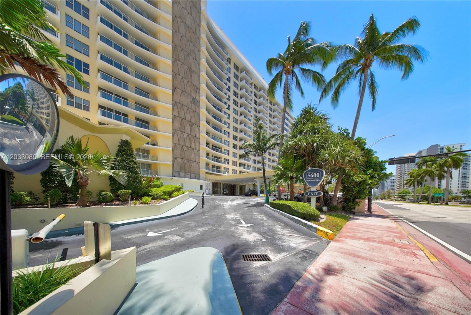 5600 Collins Ave # 7W, Miami Beach, FL 33140 — zdjęcie 2