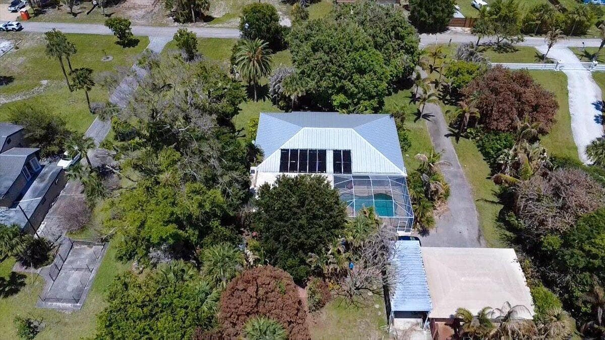 105 Sheridan Lane, Jensen Beach, FL 34957 — zdjęcie 2