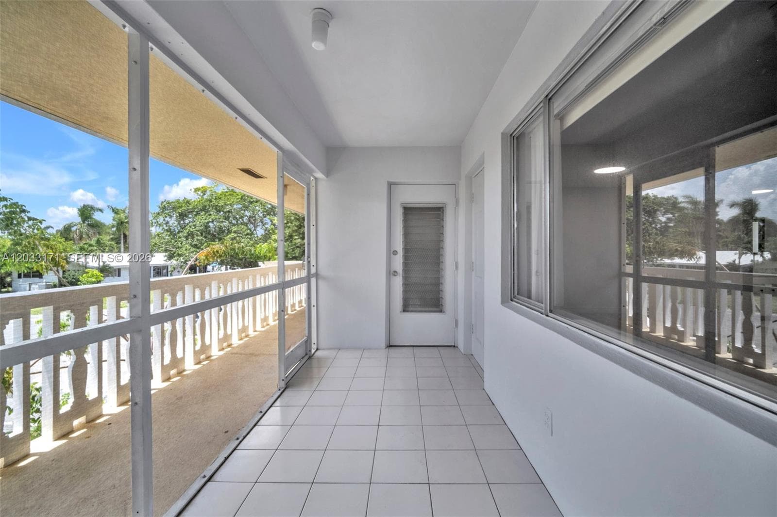 2101 NE 68th St # 202, Fort Lauderdale, FL 33308 — zdjęcie 2