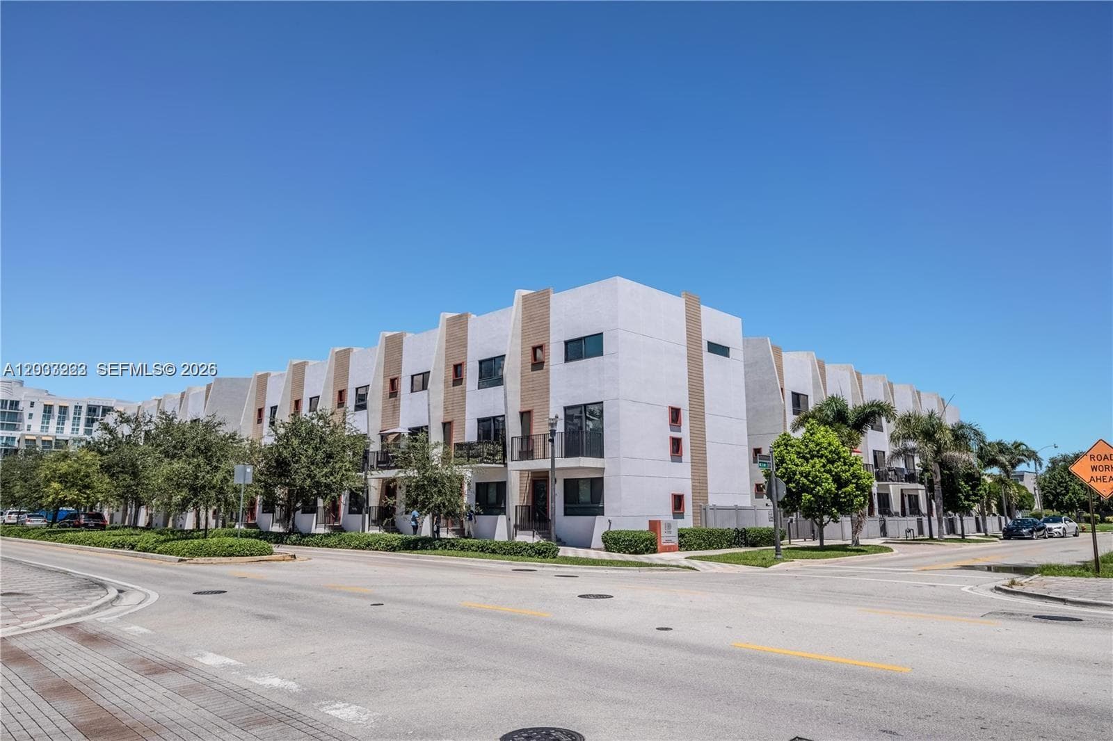 113 NE 6 # 2117, Fort Lauderdale, FL 33304 — zdjęcie 3