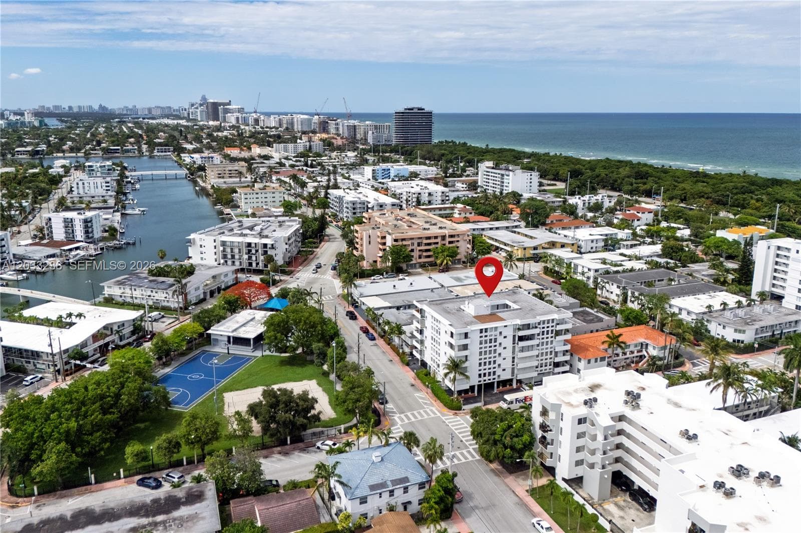 8001 Byron Ave # 3C, Miami Beach, FL 33141 — zdjęcie 2