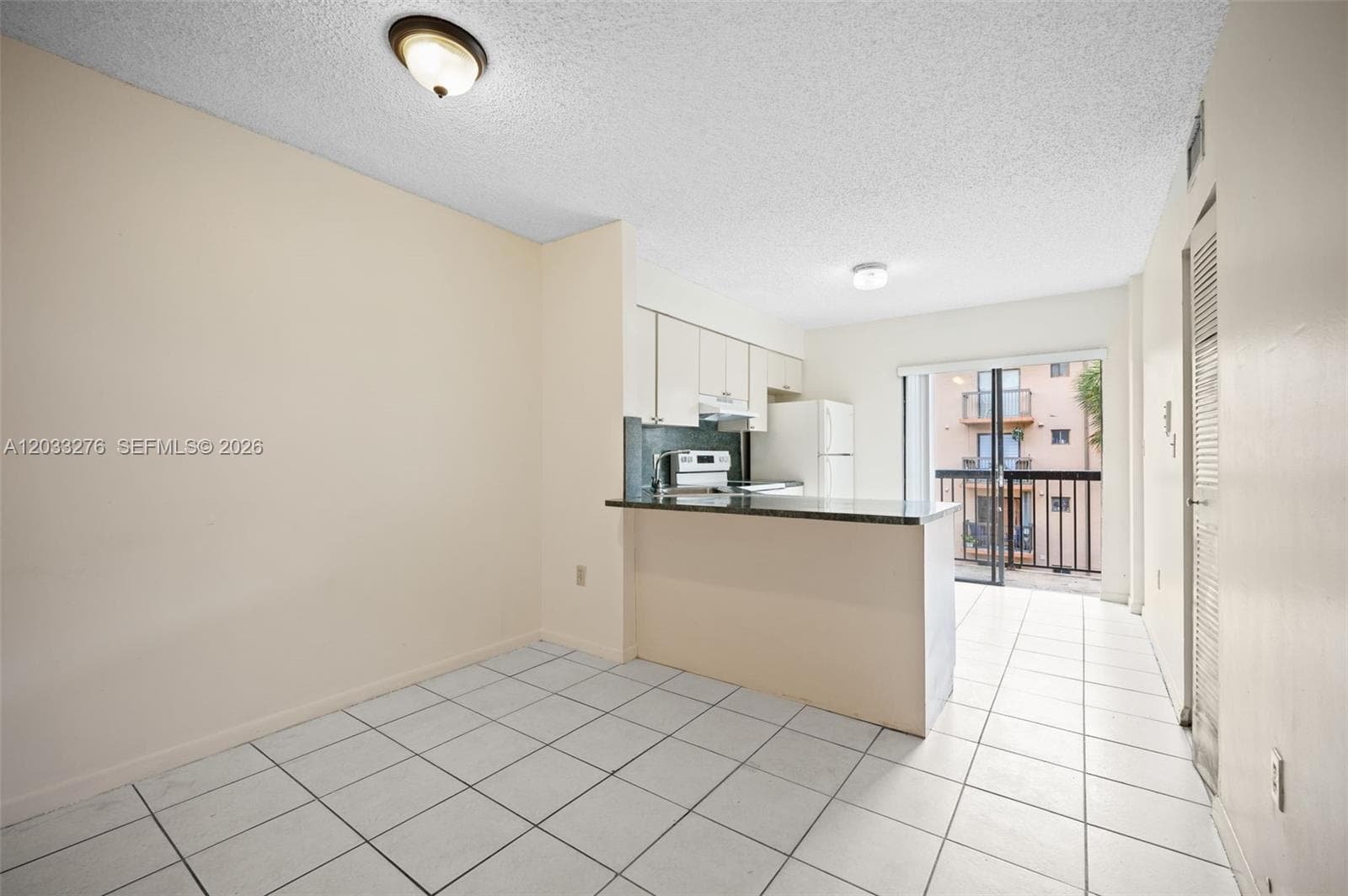 5490 W 21st Ct # 310, Hialeah, FL 33016 — zdjęcie 4