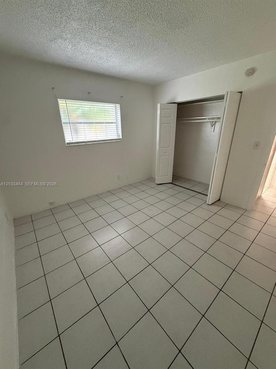 16851 NE 18th Ave # 106, North Miami Beach, FL 33162 — zdjęcie 4