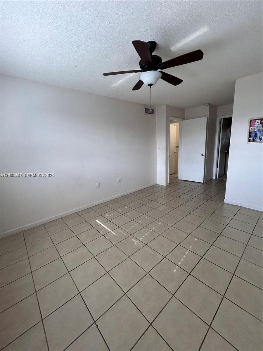 15630 SW 80th St # I-305, Miami, FL 33193 — zdjęcie 4