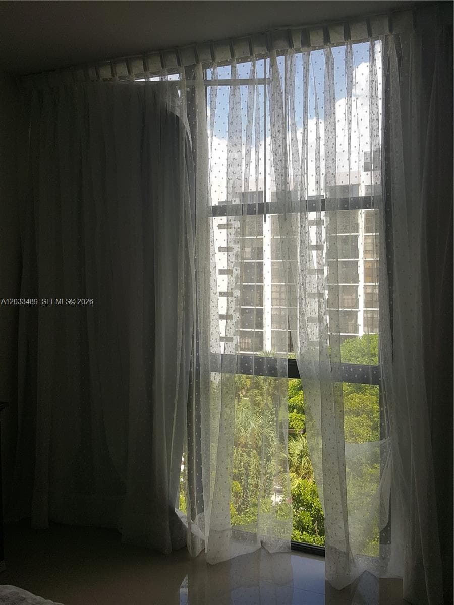 16919 N Bay Rd # 608, Sunny Isles Beach, FL 33160 — zdjęcie 2