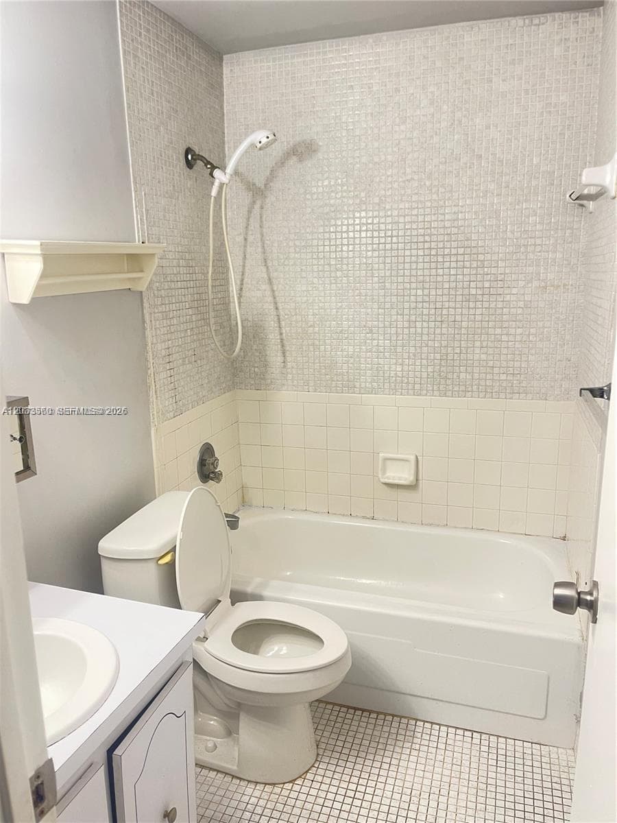 10383 N Kendall Dr # N5, Miami, FL 33176 — zdjęcie 2