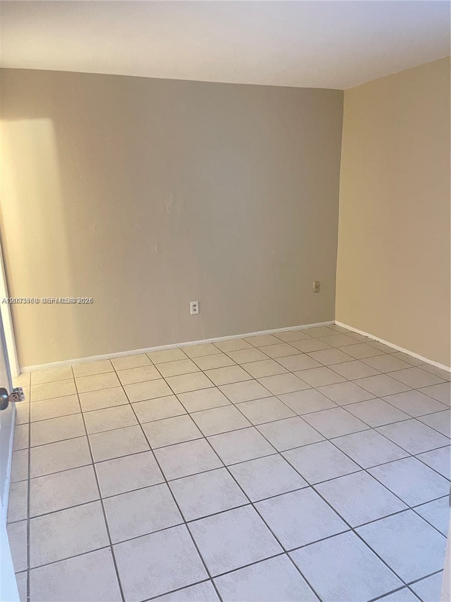 10383 N Kendall Dr # N5, Miami, FL 33176 — zdjęcie 3
